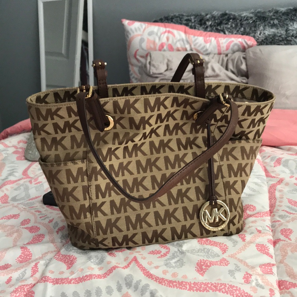 Michael Kors purse